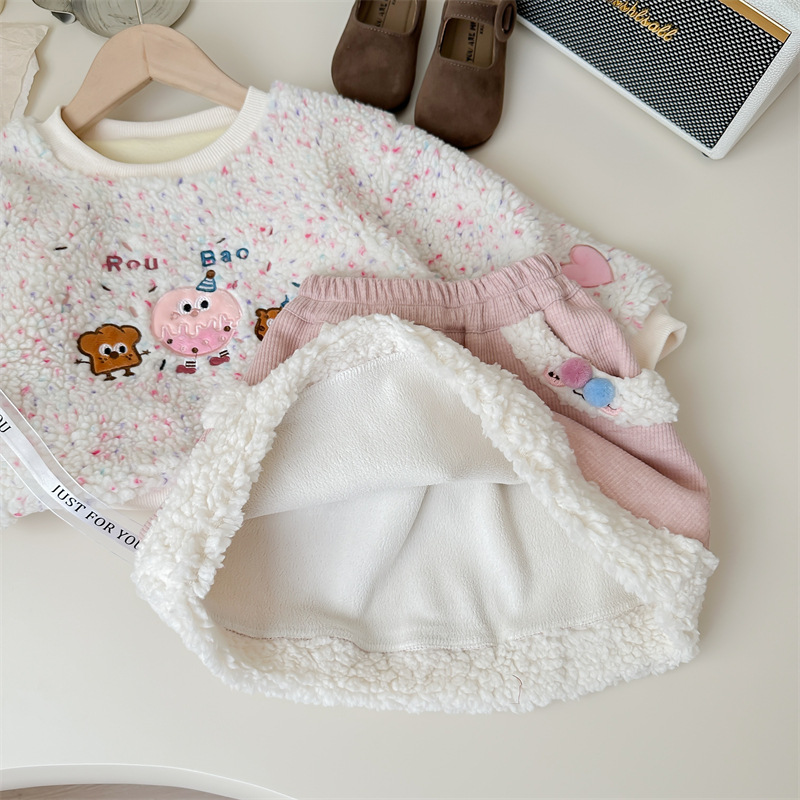 Niños estrella redonda falda de niña 2024 otoño y invierno ropa coreana de color sólido extranjero falda de cinturón para bebés con una falda corta gruesa de lana