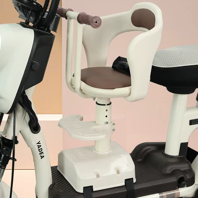 Electric Vehicle Front-Mounted Baby: Electric car child seat