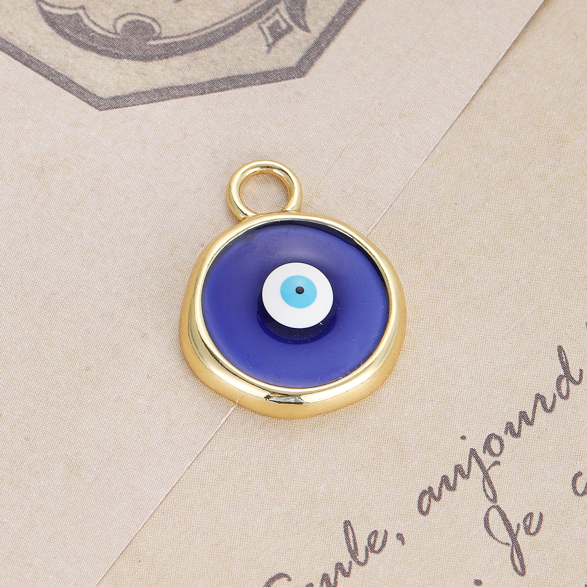 Copper Material 1 Piece Copper Devil's Eye Polished Pendant