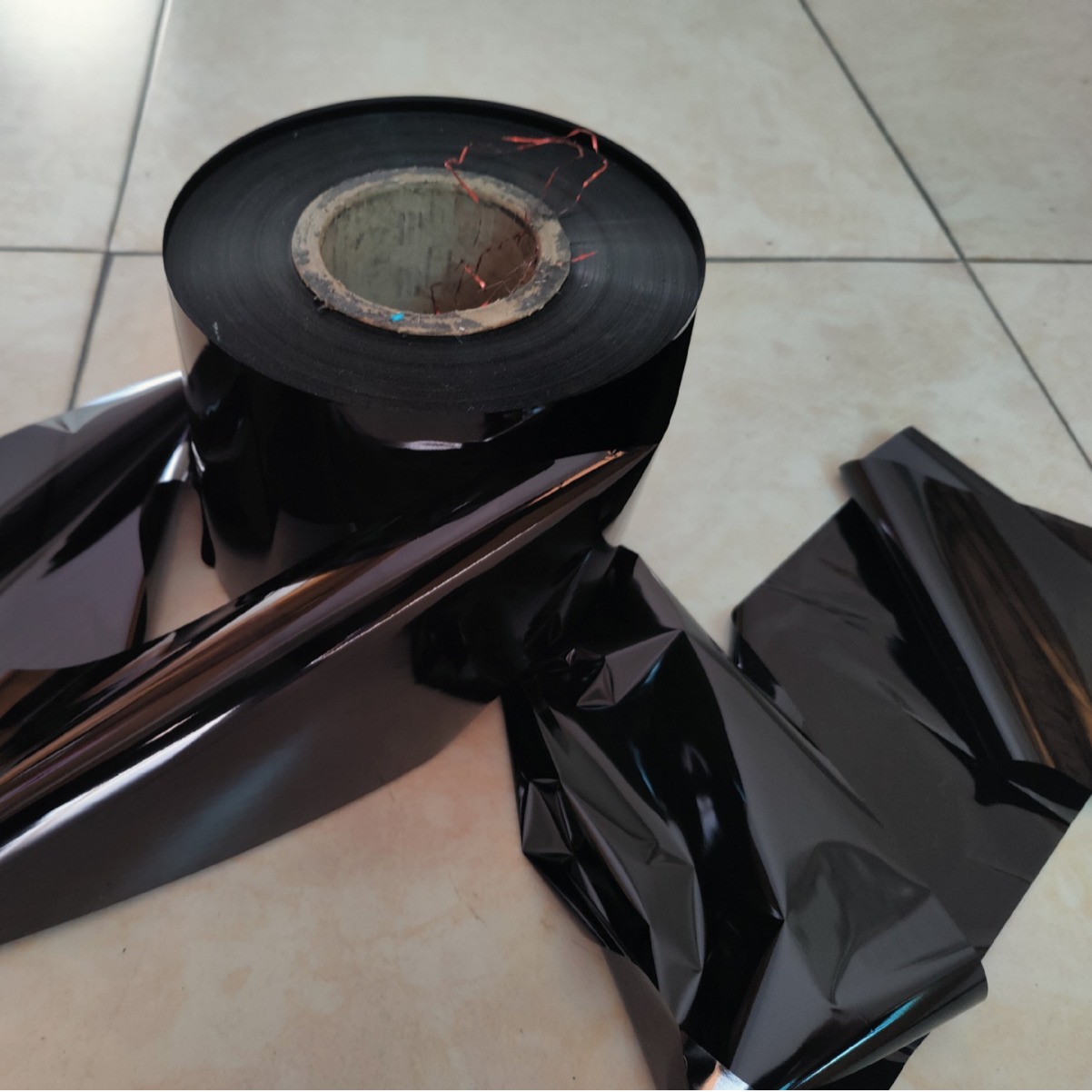 PET透明白纸宠物玩具发声纸电镀湖蓝膜淡紫绿色铝膜花球