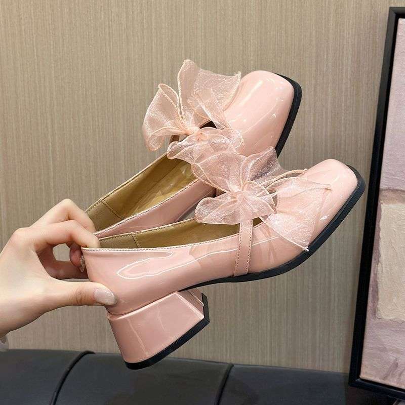 Flower High Heels Women's Spring Thick Heel Medium Heel Fashion Square Toe Lolita Princess Shoes Mary Jane Patent Leather Women's Shoes Trendy