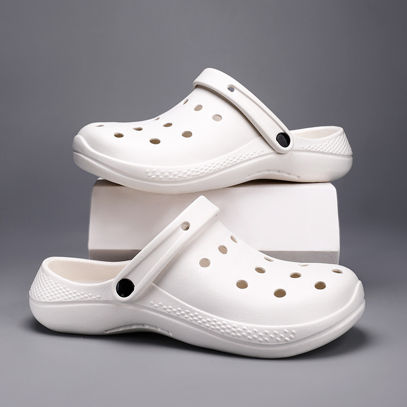 2024 verano transfronterizo explosión EVA pareja agujero zapatos sandálias de playa zapatillas frías (dos yardas más pequeñas)