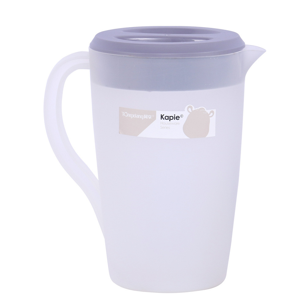 Capacious plastic teapot for home use, wholesale