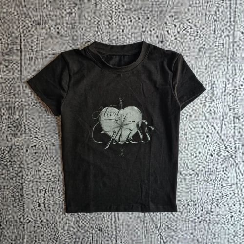 Summer European and American Y2K-style printed short-sleeve T-shirt, featuring a crew neck, a unique dark-inspired retro design, and a slim-fit, cropped silhouette—perfect for an Instagram-worthy look.