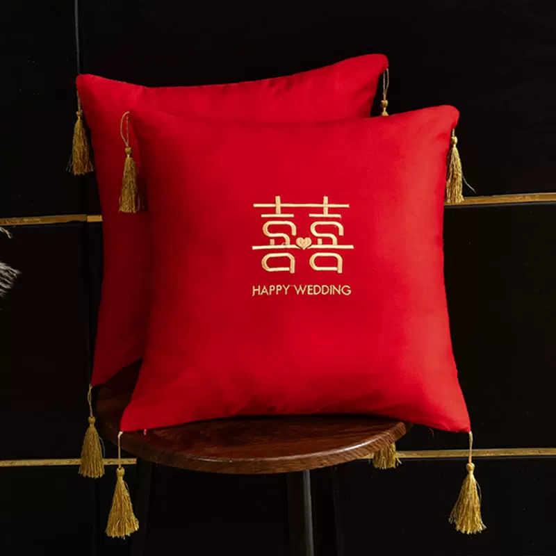 中式结婚喜字抱枕一对喜庆红色客厅婚房布置装饰婚庆靠垫工厂批发