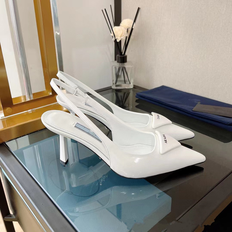 Qadın stiletto sandalet, uclu burun, 7.5 sm