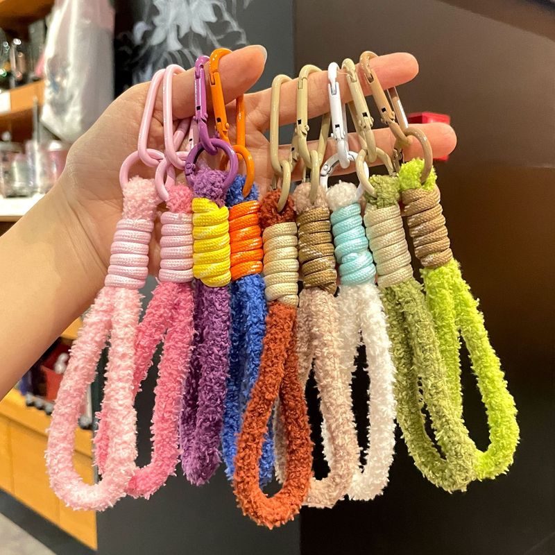 Plush woven lanyard key ring buckle color small fresh mobile phone lanyard bag key pendant practical mobile phone chain Plush woven lanyard key ring buckle color small fresh mobile phone lanyard bag key pendant practical mobile phone chain