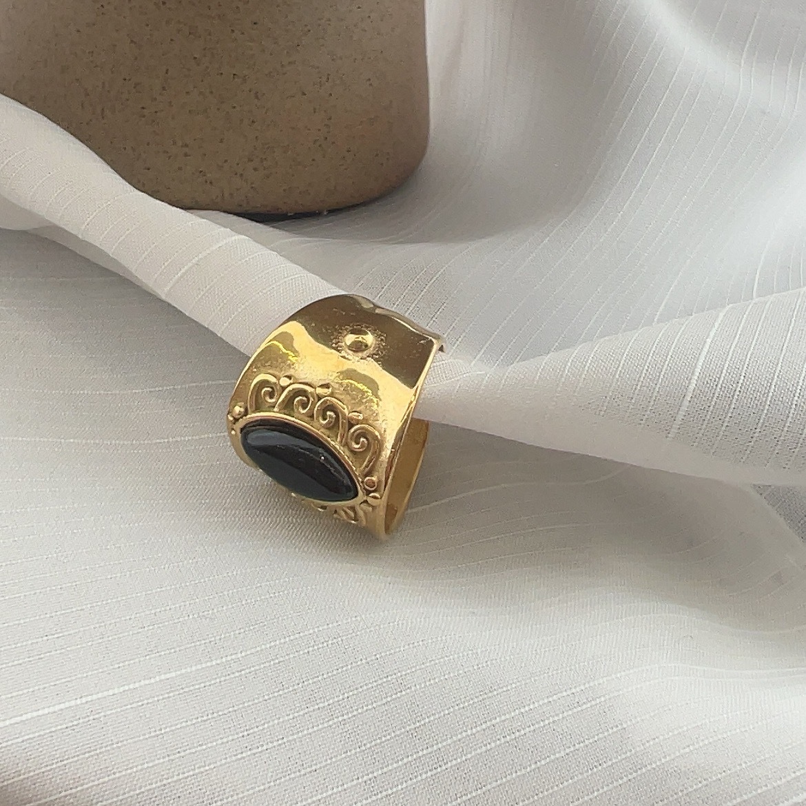 Anello vintage in madreperla e turchese per donna_voghion.com