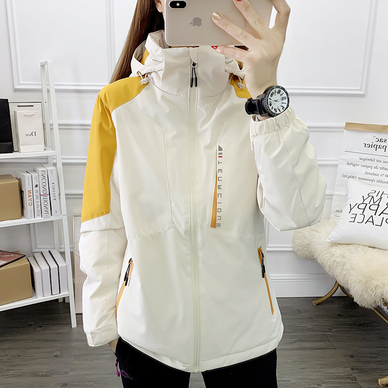 Autumn Outdoor Thickened Rush Clothes Women's Large Size Breathable Windproof Waterproof Warm Soft Shell Jacket Mountaineering Suit