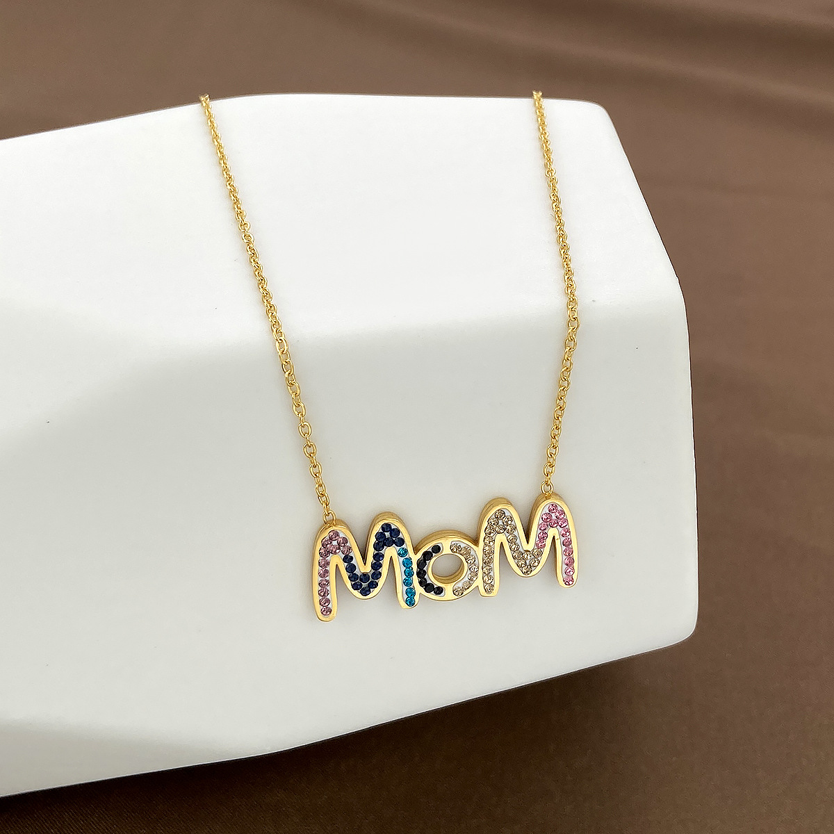 Fashion Letter Copper Plating Artificial Rhinestones Pendant Necklace 1 Piece