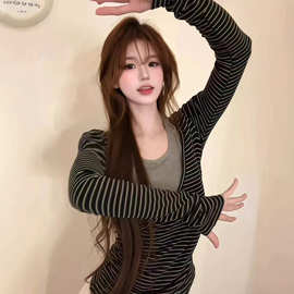 纯欲时尚假两件挂脖背心长袖t恤女秋季条纹宽松显瘦打底上衣女T潮