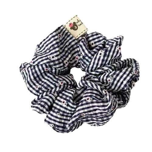 Vintage artistic style blue and white plaid hair tie with small floral pattern, large intestine hair ring, Mori girl versatile hair accessory for ponytail.