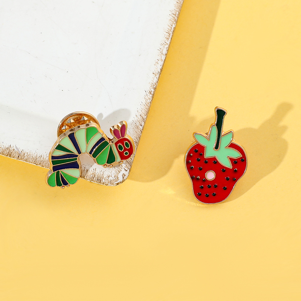 4g Weight Brooches Classification Holiday, Daily Occasion Alloy Material Cartoon, Strawberry Pattern Unisex Gender Enamel Design Casual, Cute Style Casual Cute Pin Cartoon Strawberry Alloy Enamel Unisex Brooches 8