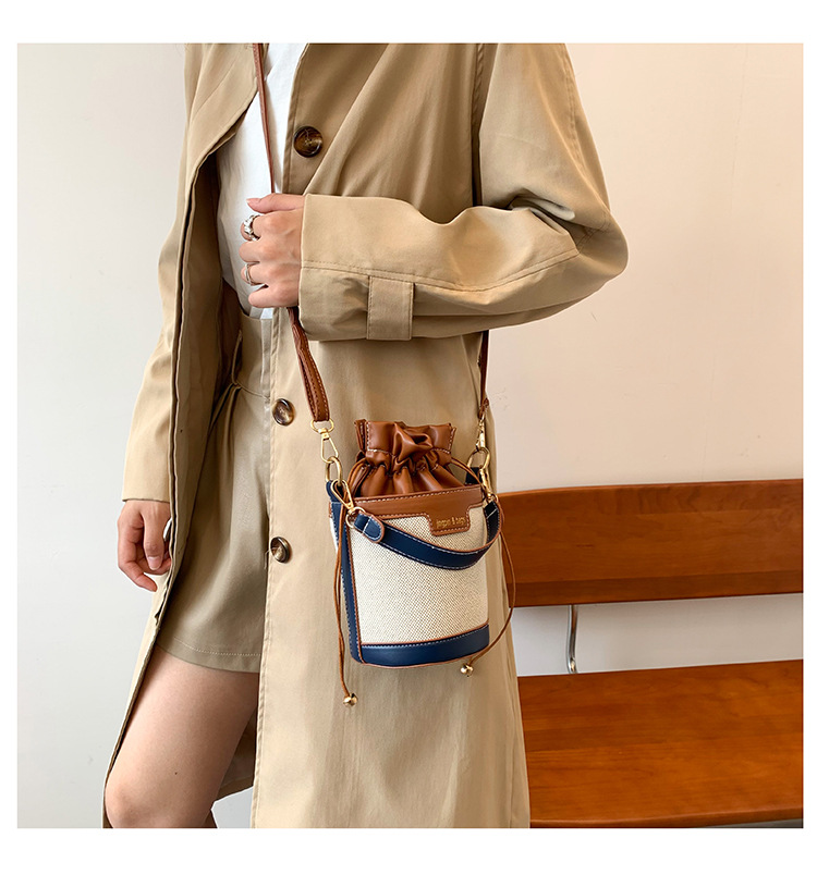 Streetwear Style Women's Medium Pu Leather Color Block Streetwear Sewing Thread Bucket String Bucket Bag