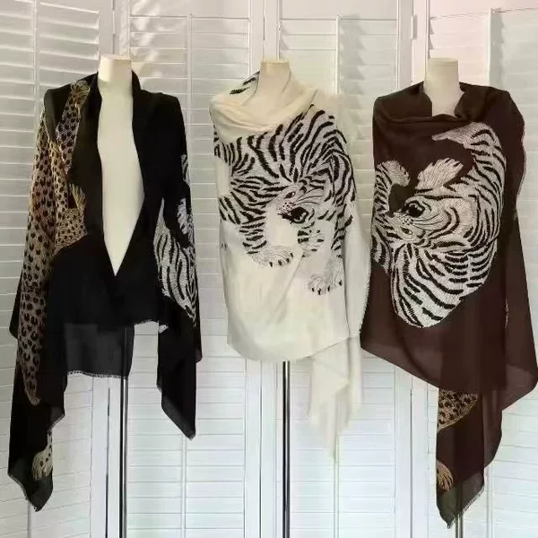 American retro leopard print shawl for women, summer old money style, light luxury fashion scarf, high-end leopard print silk scarf