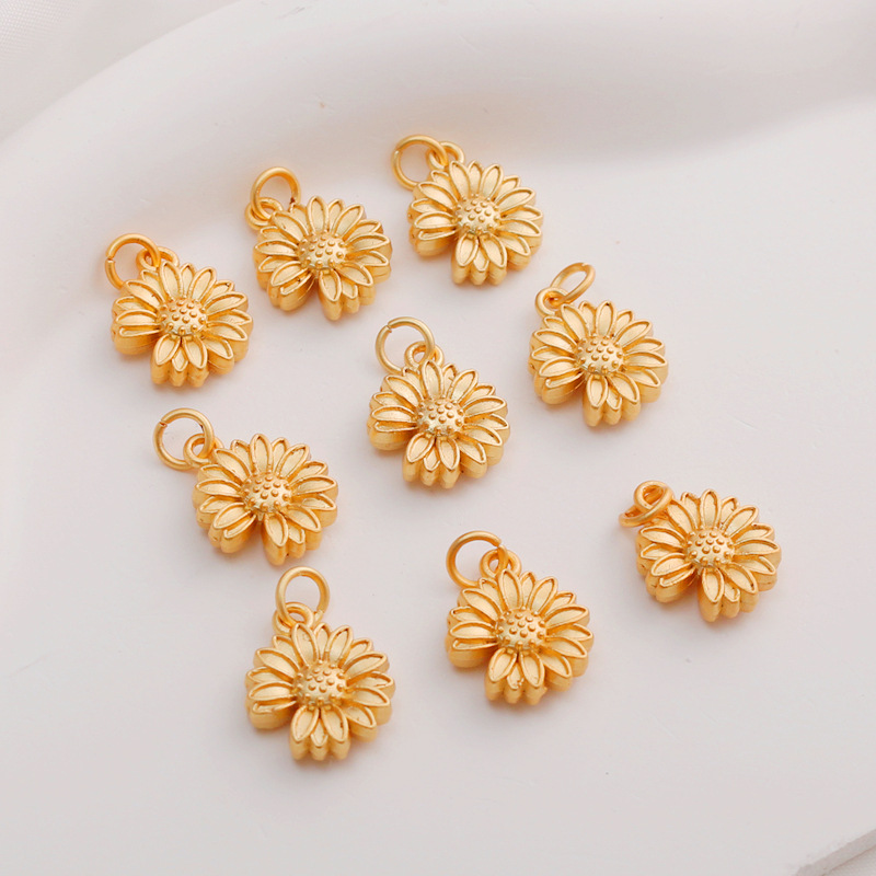 Zhongxing Daisy Pendant wholesale Shakin Accessories diy Jewelry parts manual weave Bracelet Hand string Pendant