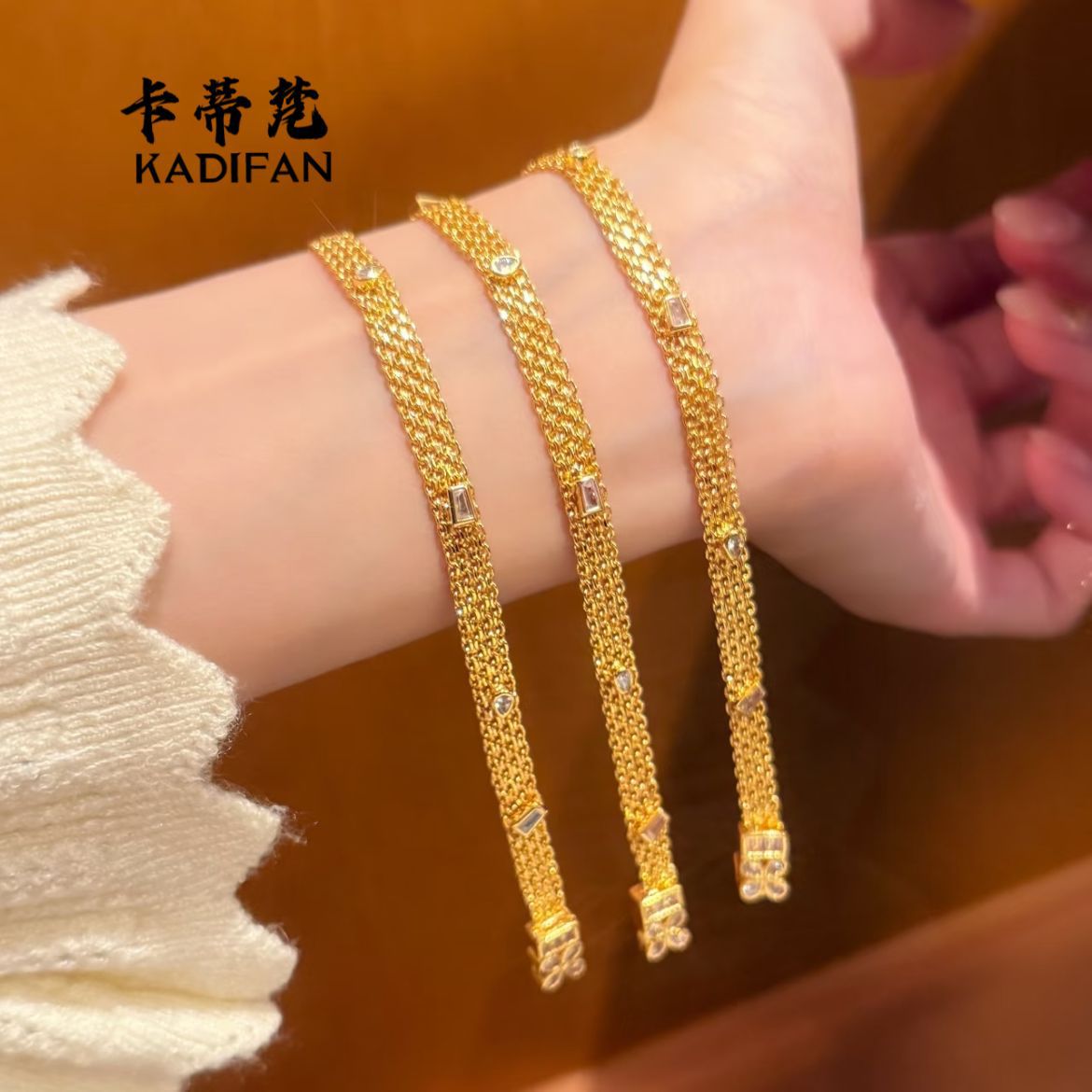 2025Vintage Middle Ancient Woven Gold Strap Bracelet Women's Retro Light Luxury High-end Geometric Sand Gold Bracelet