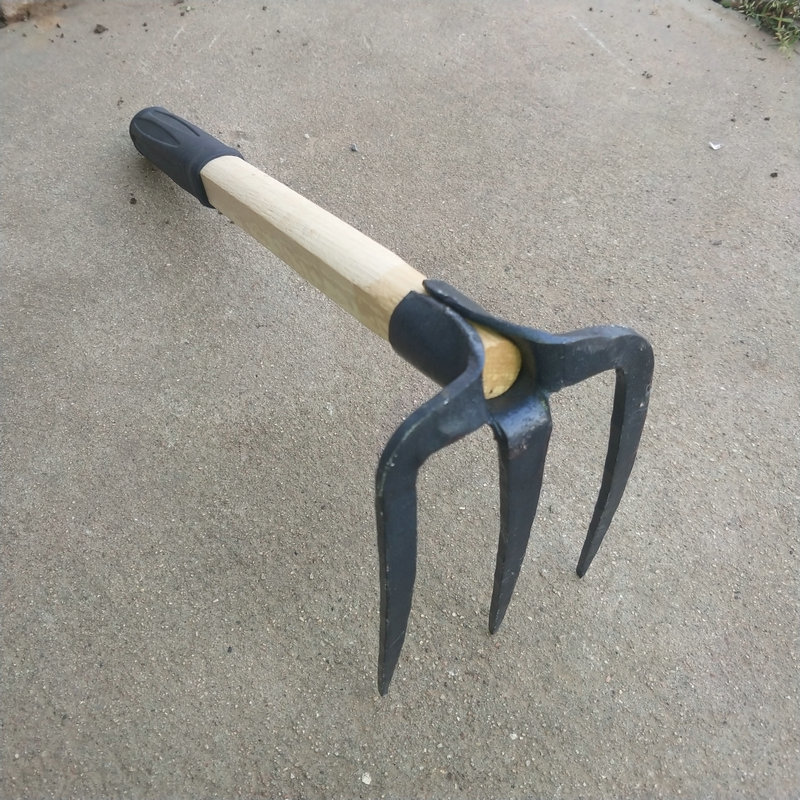 锻打一体三齿小叉子翻地松土铁叉农用工具花园钢叉厂家直销小耙子