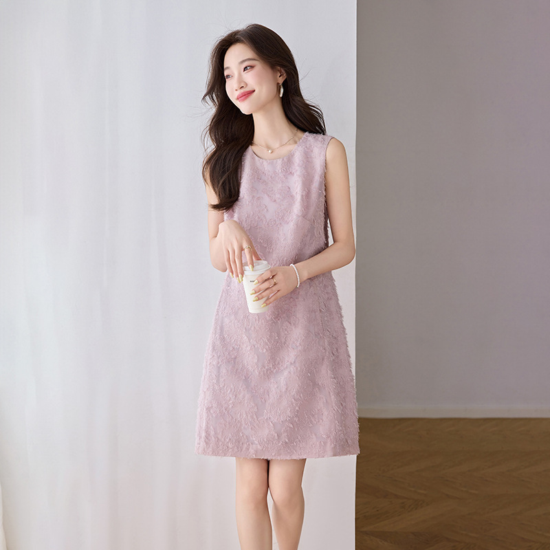 2025 New Summer Women's Pullover Round Neck Sleeveless Simple Mid-Length Fashion Vest Dress Wn1027 2025 New Summer Women's Pullover Round Neck Sleeveless Simple Mid-Length Fashion Vest Dress Wn1027