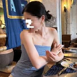 当天发 法式气质条纹抹胸上衣女褶皱露肩修身短款侧拉链背心