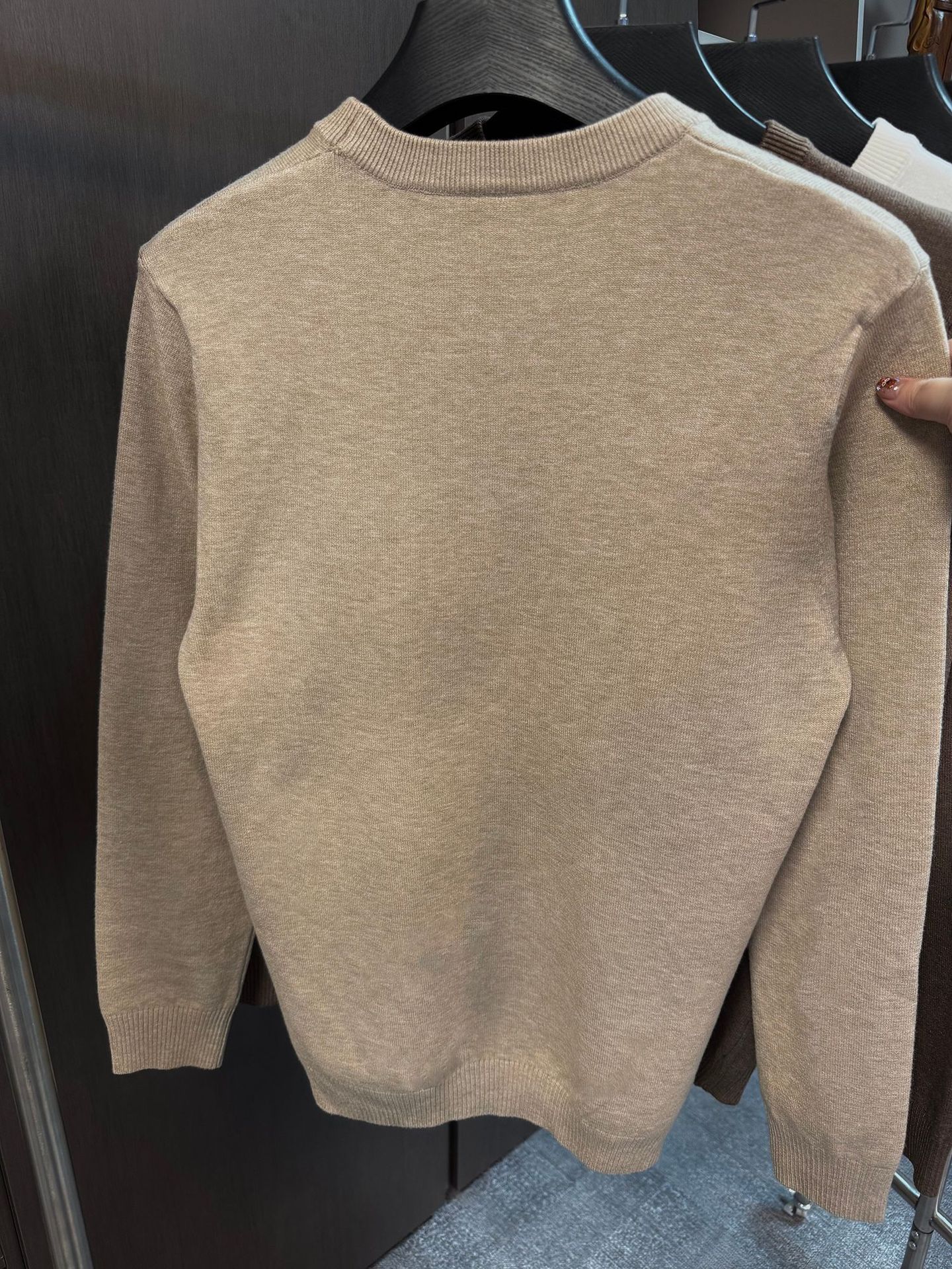 Suéter de cuello redondo para hombre camiseta de punto para hombre estilo de alto nivel de estilo de estilo de invierno y otoño de calidad de moda para hombres