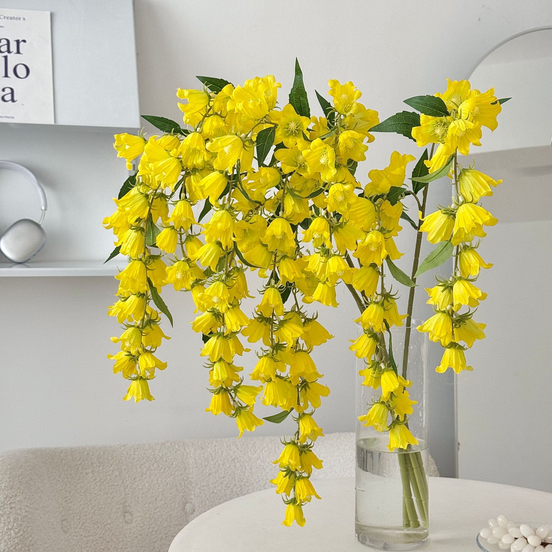 Campanas de viento colgantes, flores artificiales, lirios de los valles, paredes colgantes, plantas verdes, decoración de paisajismo, casas de familia, casas modelo, decoración de flores falsas