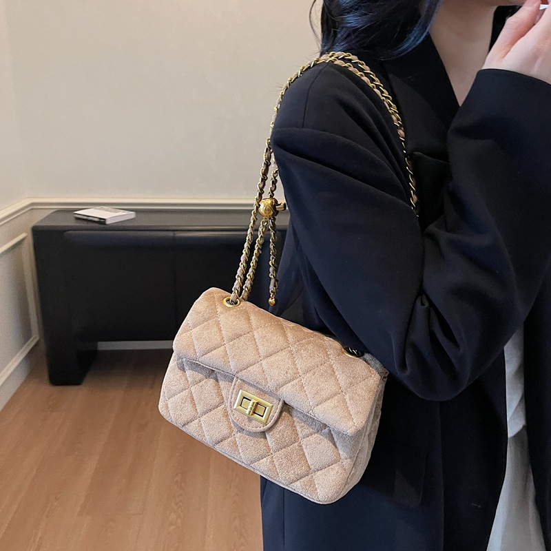 Bolsa de cadena de diamante transfronteriza retro bolso pequeño bolso cuadrado para mujeres otoño y invierno 2025 nuevo estilo versátil bolso de hombro bolso de viaje