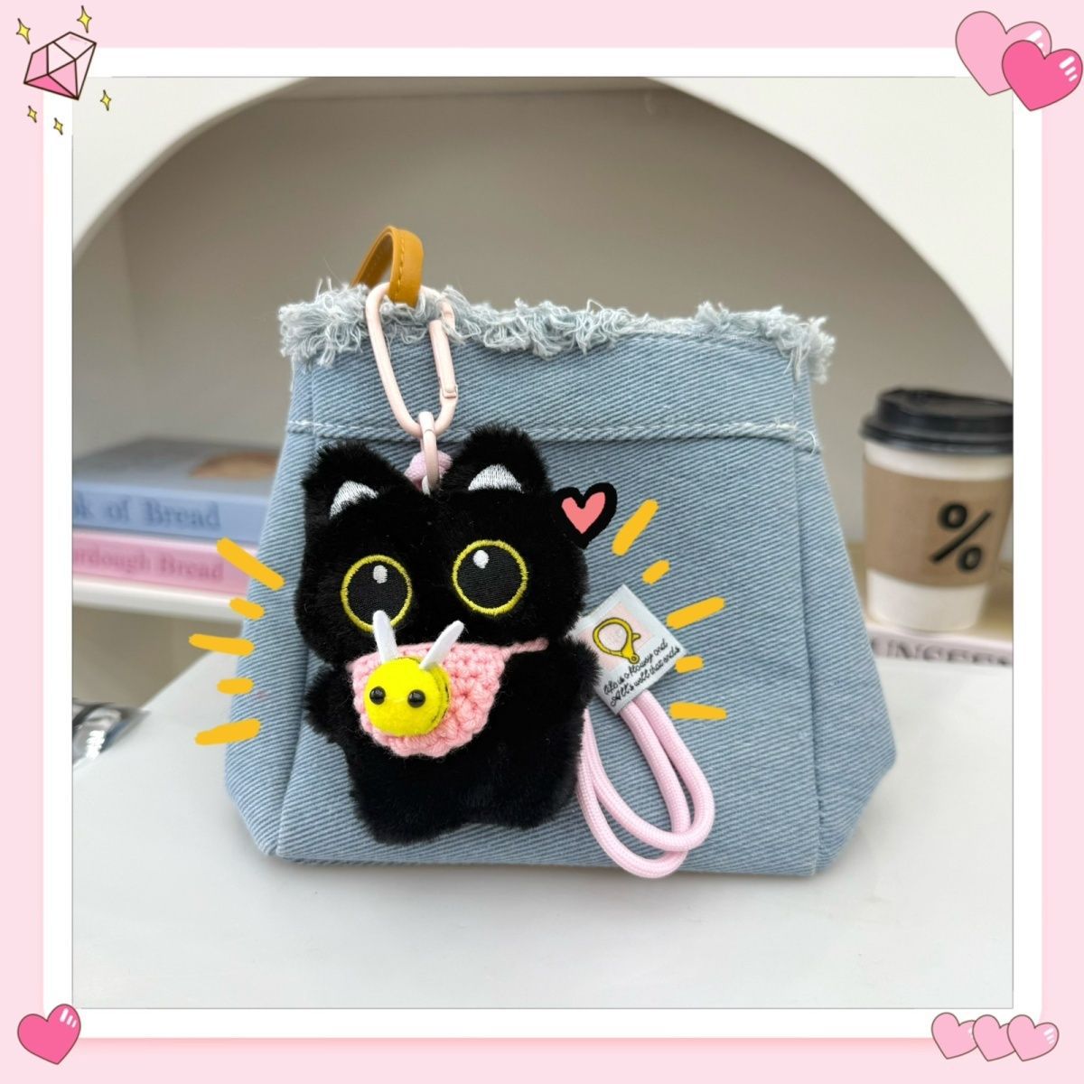 Super lindo pequeño gato negro colgante bolso de abeja tejido a mano colgante lindo muñeca de peluche regalo colgante chirriante