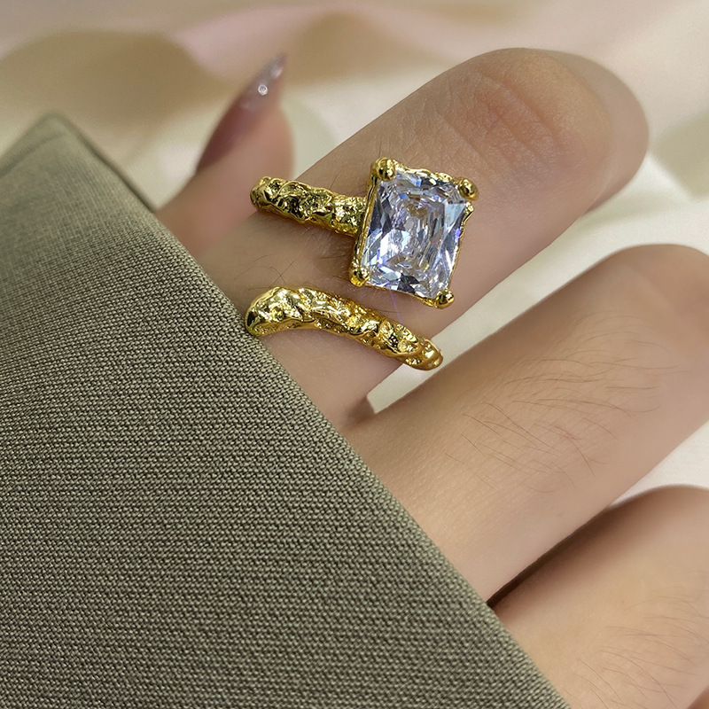 Daily Occasion Metal Material 1 Piece Fashion Geometric Metal Plating Artificial Gemstones Women's Open Ring