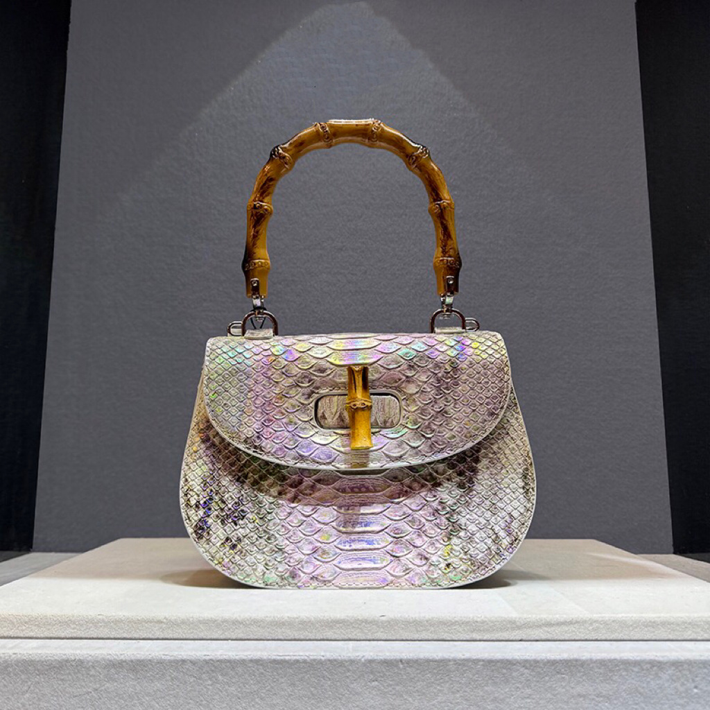 2024 nuova borsa a tracolla monospalla in vera pelle con motivo a serpente e fibbia in bambù per donna_voghion.com