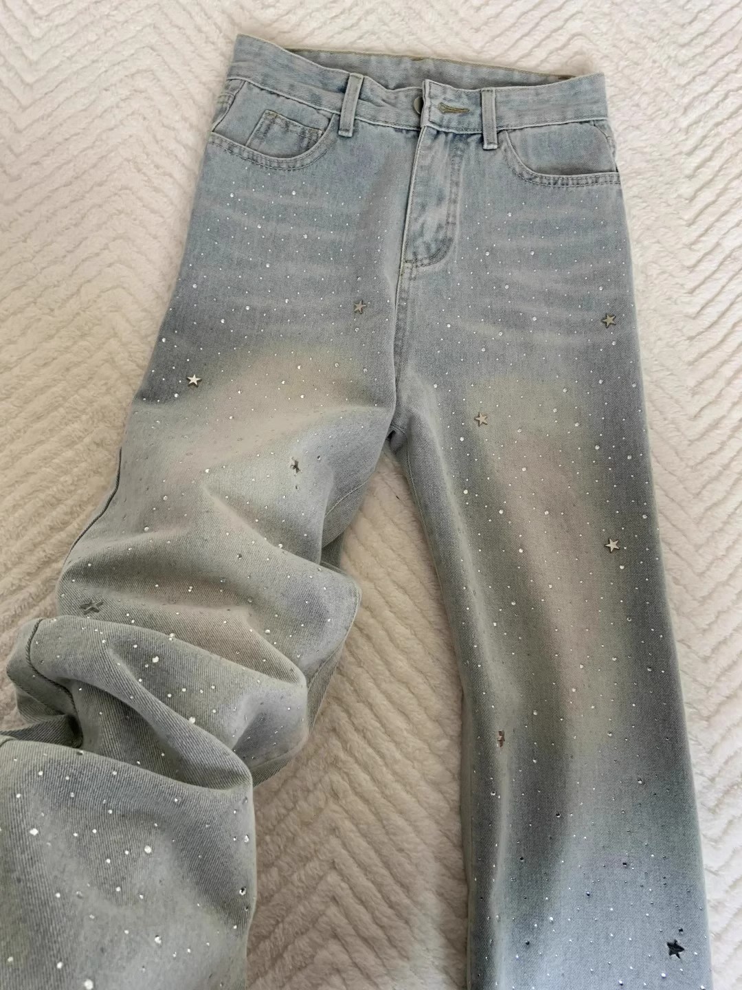 Light Blue Wide-Leg Jeans – High Waist Flattering Trousers With Diamond Shimmer (S-2XL, Day-to-Night Staple)_mkmklike.com