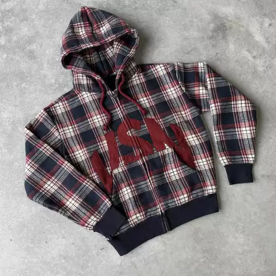 2025 American Retro Plaid Patchwork Hooded Sweatshirt for Men – Streetwear Oversized Zip-Up Jacket
