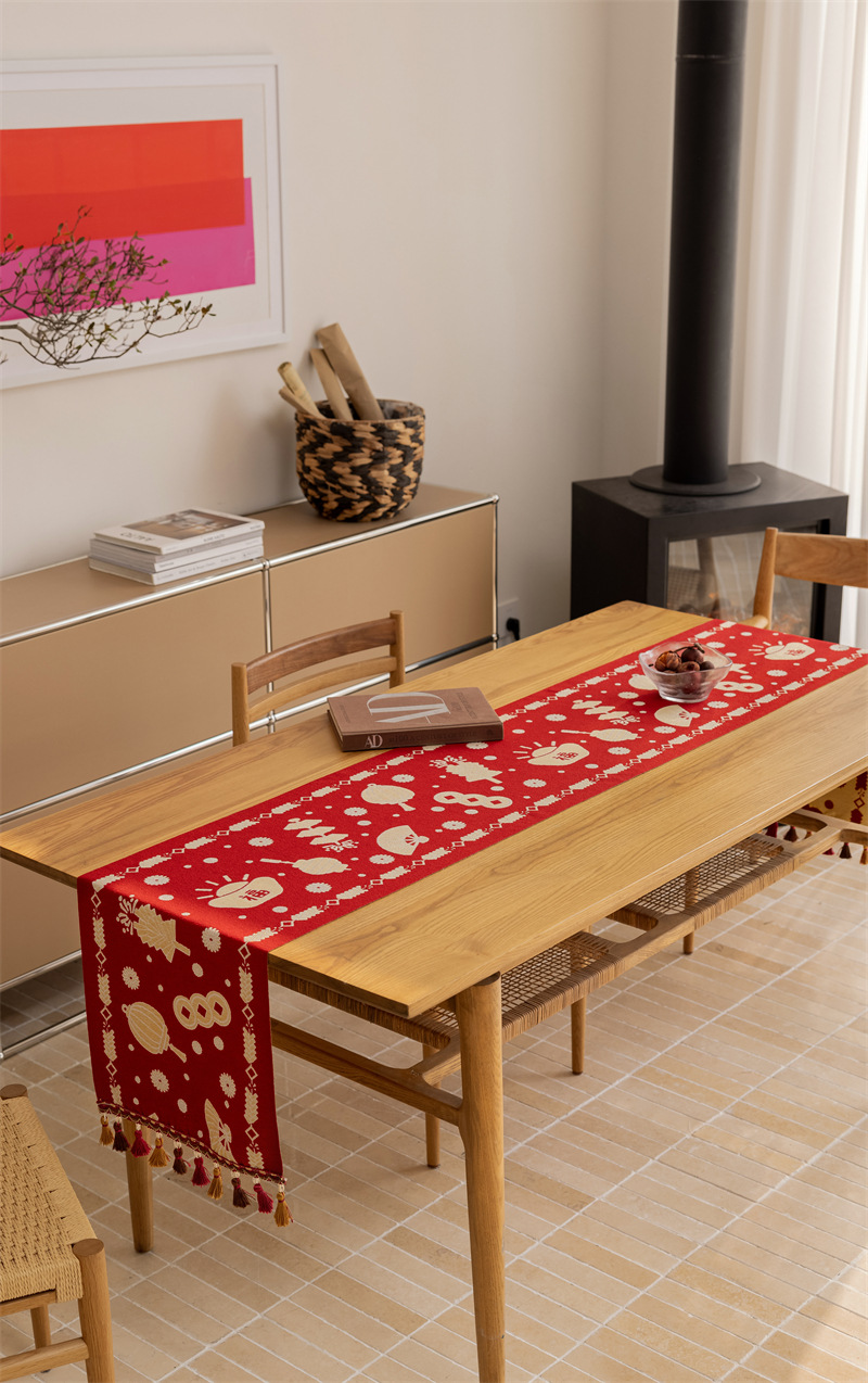 Decorative Festive Red Chinese Style Jacquard Table Runner Cover_voghion.com