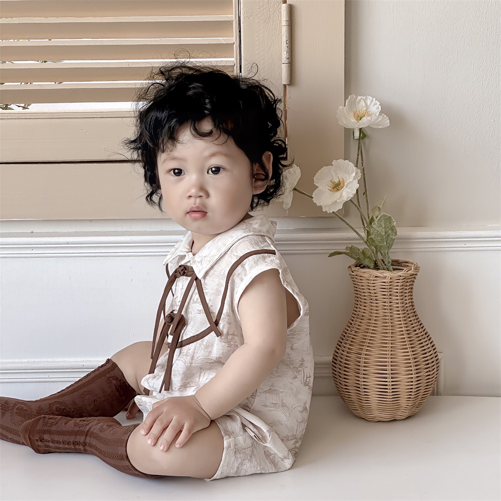 Camisa de bebé, ropa de verano delgada, una nueva hebilla de disco de estilo chino, luna llena, cien días, ropa de año nuevo para hombres y bebés, una pieza