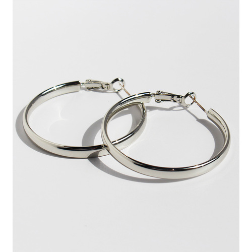 Ultra-slim, versatile, glossy plain hoop earrings for women—bold European and American-style oversized hoops with a cool, minimalist vibe; edgy round ear cuffs—69