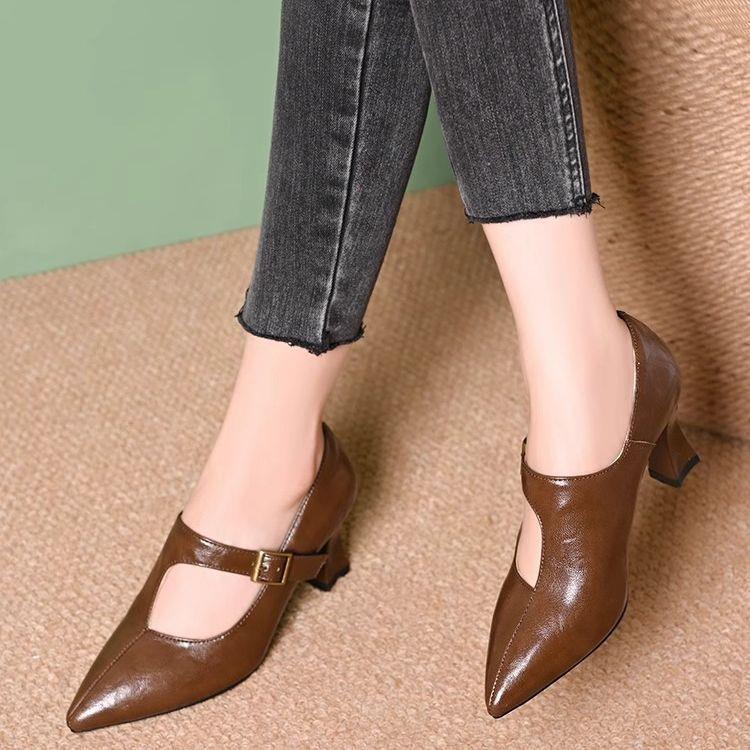 Retro Soft Leather Stiletto Deep Mouth Flats for Women 2025 Spring and Autum New French Pointed Toe Really Not Tiring High Heels