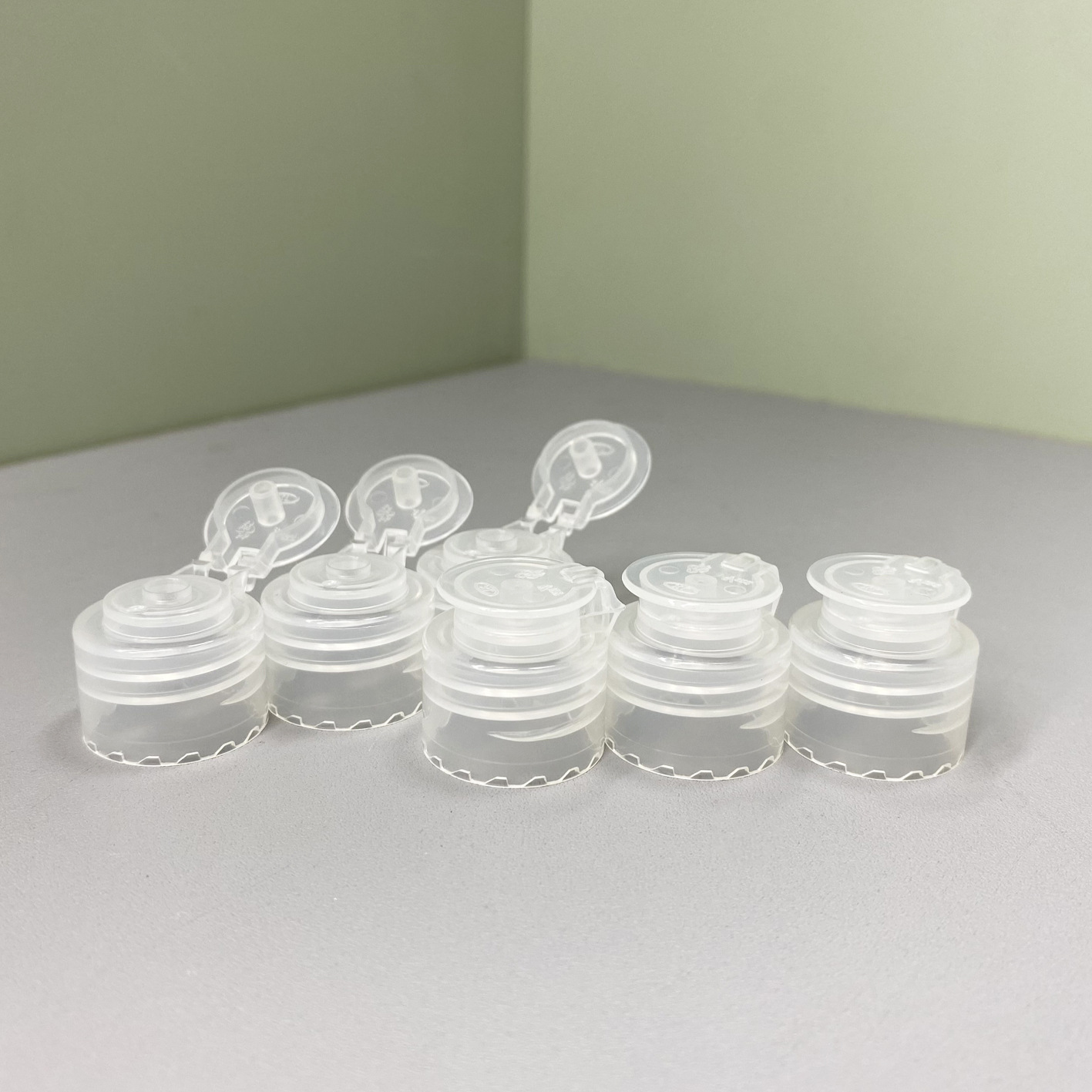 Proveedor de suministro directo de 20 dientes 410 Doctor Cover Lotion Body Lotion P & G Cover Flip Stock Wholesale