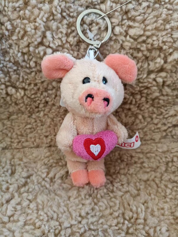Cute Hug Pooh Pig Stuffed Doll Keychain Dumb Piggy Pendant Can Be Hanging Key