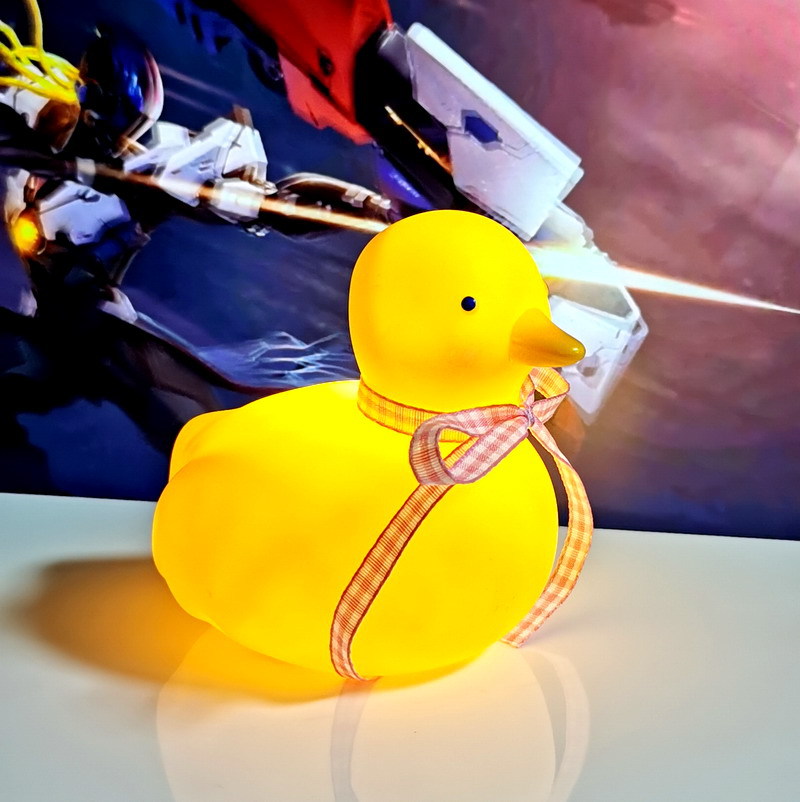 Luz de noche led creativa, lámpara de mesa pequeña de dibujos animados de celebridades de Internet, lámpara de ambiente de viento, mercado nocturno al por mayor, puestos callejeros, juguetes luminosos