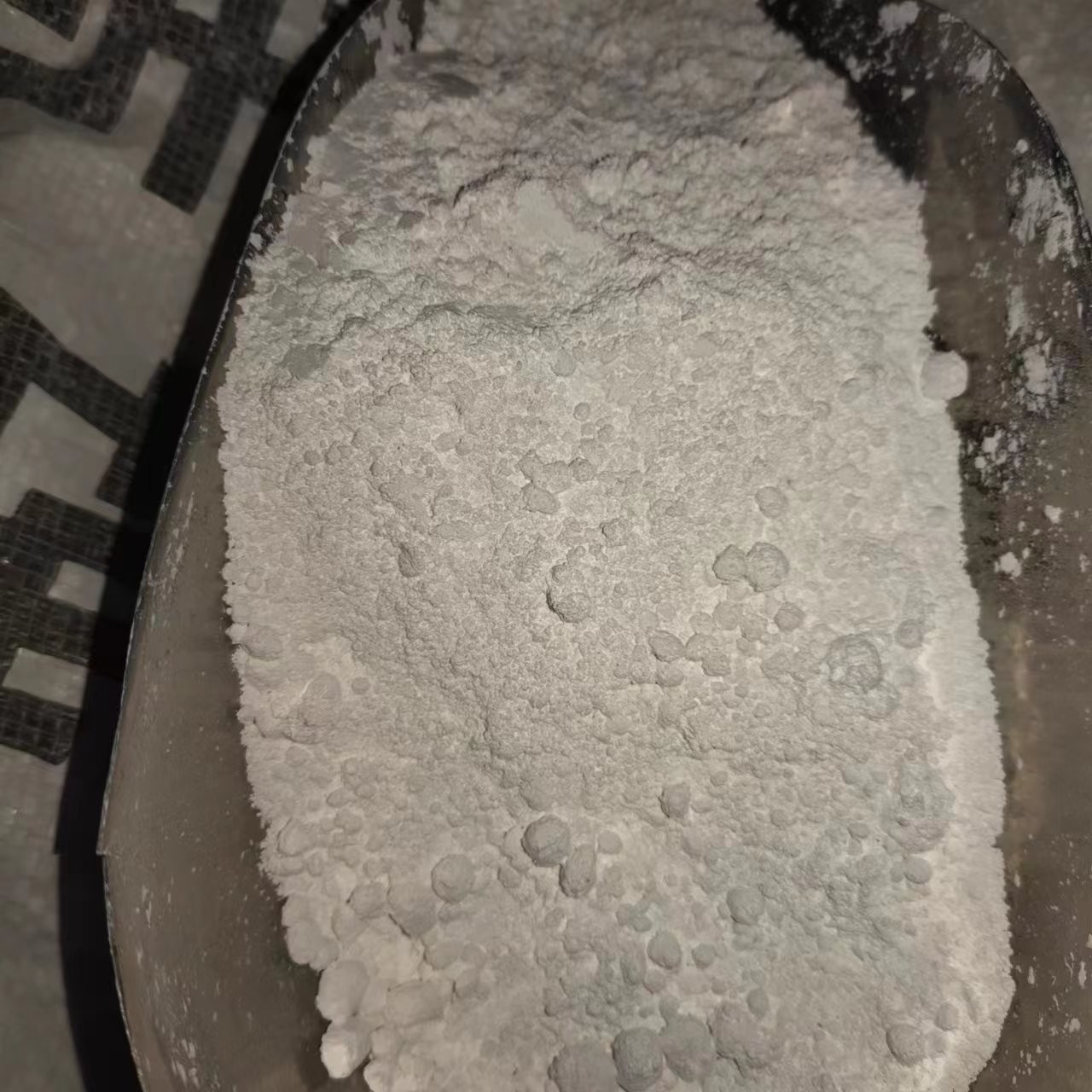 厂家供应颜料用白垩土粉 粉笔用白垩粉 细2500目白土 工业填料