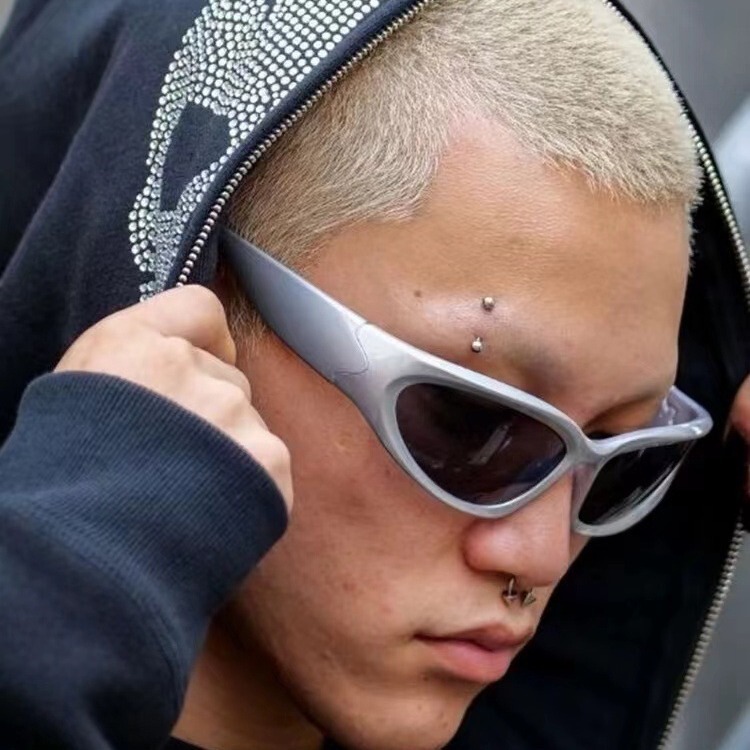 Millennium Future Technology Sunglasses Men and Women Sports Sunglasses Punk Goggles Color Aviator Fashion Glasses