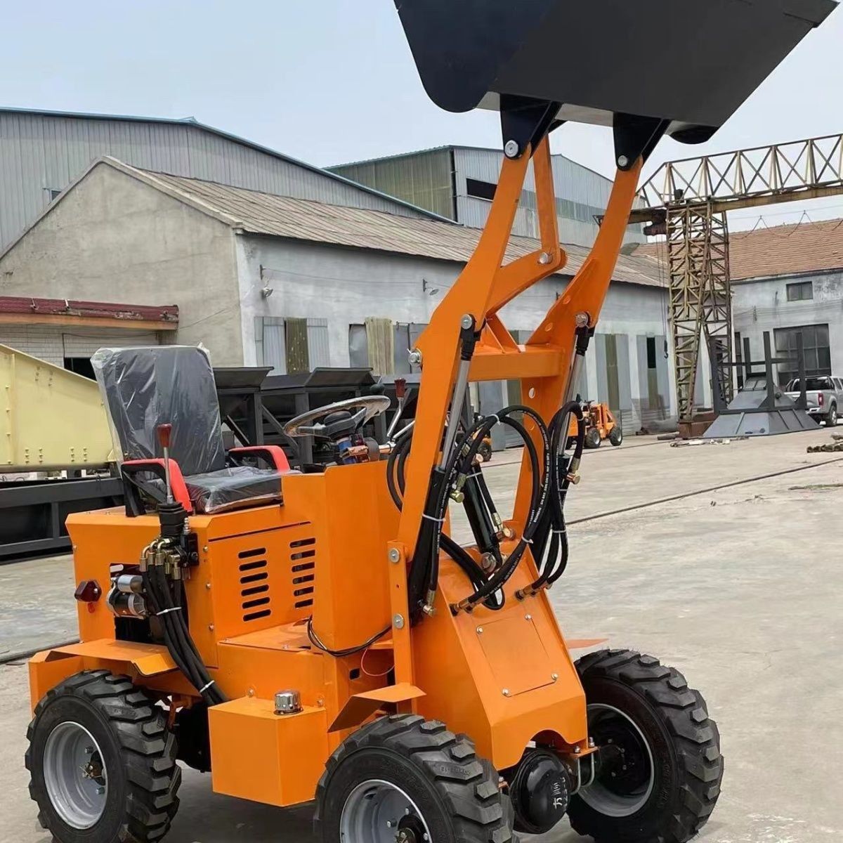 小型铲车电动四驱养殖场工地农用柴油建筑工地家用清粪装载机可坐