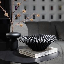 法式波浪纹装饰盘，不规则褶皱复古装饰，桌面树脂雕像装饰摆件