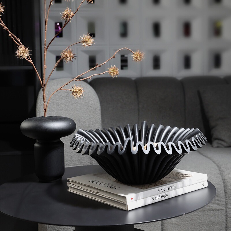 French Wave Pattern Decorative Plate, Irregular Pleated Vintage Decoration, Tabletop Resin Statue Decorative Ornament French Wave Pattern Decorative Plate, Irregular Pleated Vintage Decoration, Tabletop Resin Statue Decorative Ornament