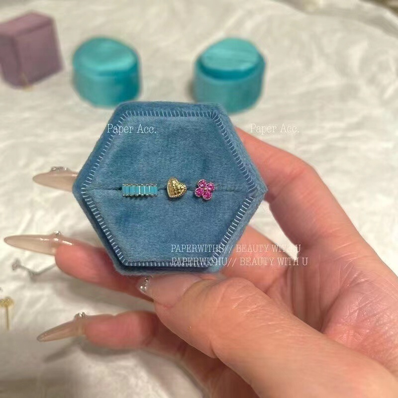 Lucky Fortune mini small flower rose pink zircon small flower shiny bright ear piercing ear studs combination Lucky Fortune mini small flower rose pink zircon small flower shiny bright ear piercing ear studs combination
