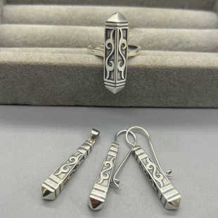 �����L�ɹ���ɫ���_���L��С���OӋ�͹ŕr�К��|�ٴ���h��ָŮ��