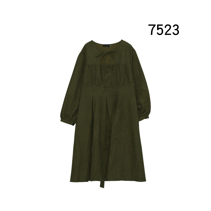 【R】7523軒辰大碼女裝秋冬新款顯瘦小心機連衣裙女