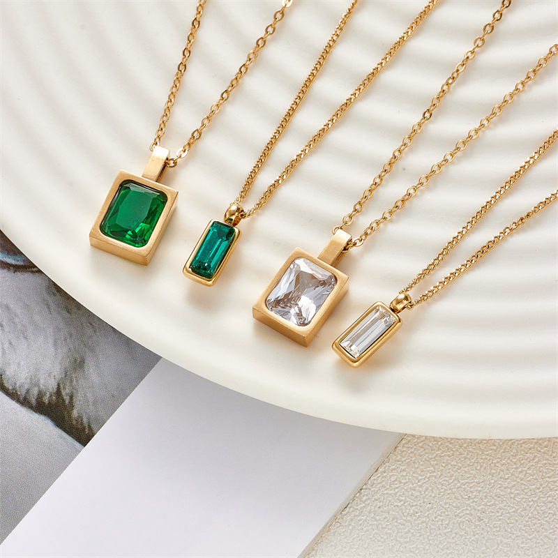 Simple Style Square Inlaid Emerald Zircon Stainless Steel Pendant Necklace display picture 1