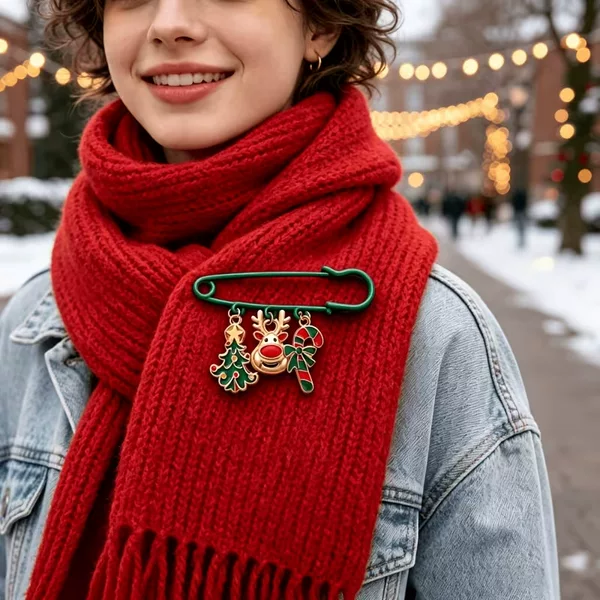 Christmas decoration brooch, cute reindeer, Christmas tree, candy cane pendant, pin, hat, coat, bag badge