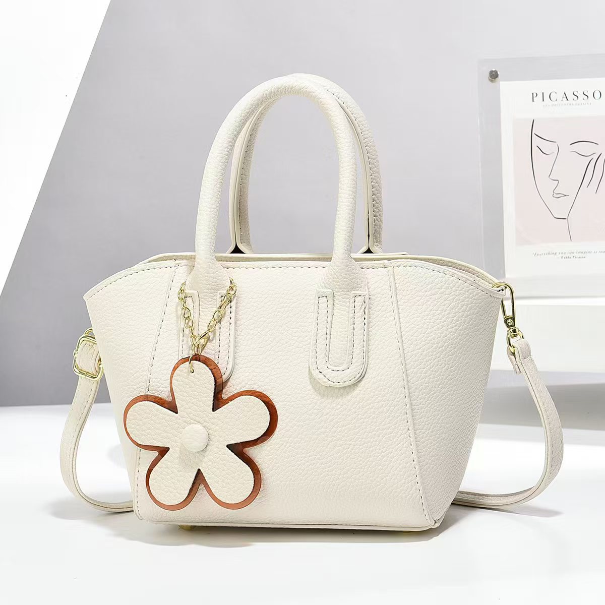 Fabricantes 2025 bolsos de mano de moda texturas coreanas de hombro de una sola forma de bolsa de comercio exterior para mujeres nuevas bolsas para mujeres